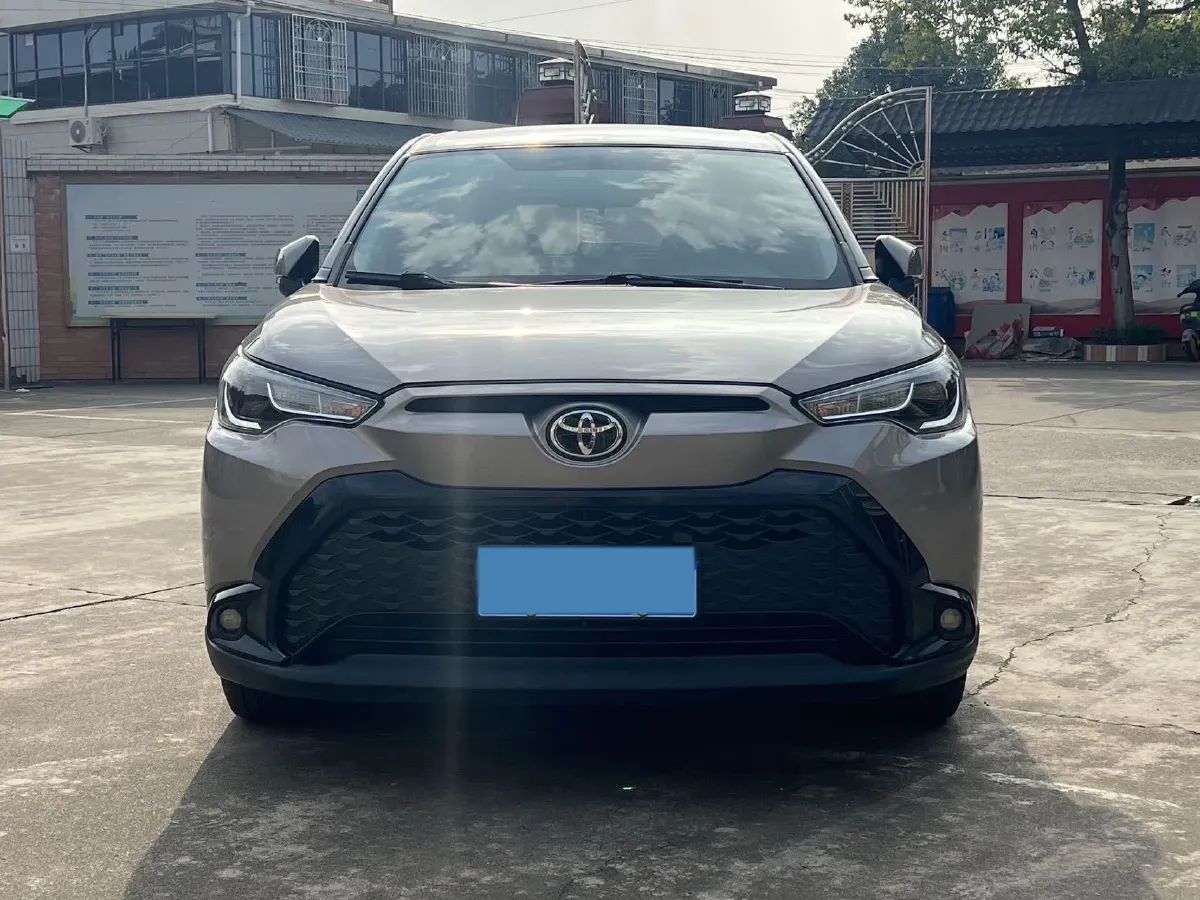 2023 Toyota Frontlander 2.0L 171HP L4 CVT,autocango,china used car exporter,china ev exporter,chinese used car exporter,chinese used ev exporter