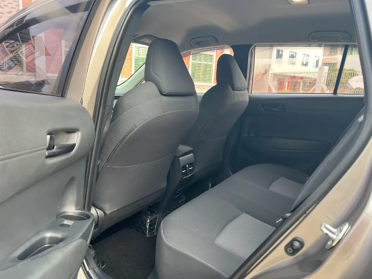 2023 Toyota Frontlander 2.0L 171HP L4 CVT,autocango,china used car exporter,china ev exporter,chinese used car exporter,chinese used ev exporter