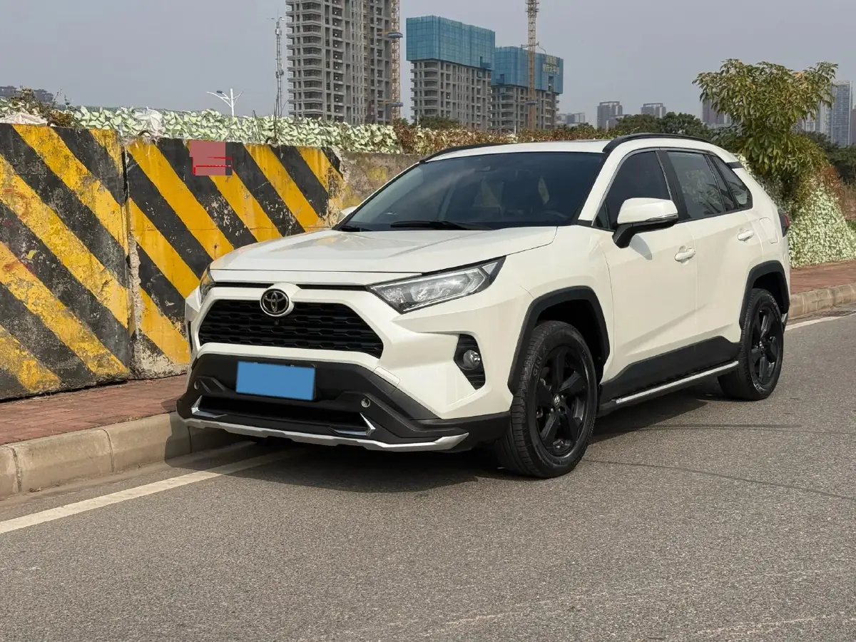 2021 Toyota RAV4 2.0L 171HP L4 CVT