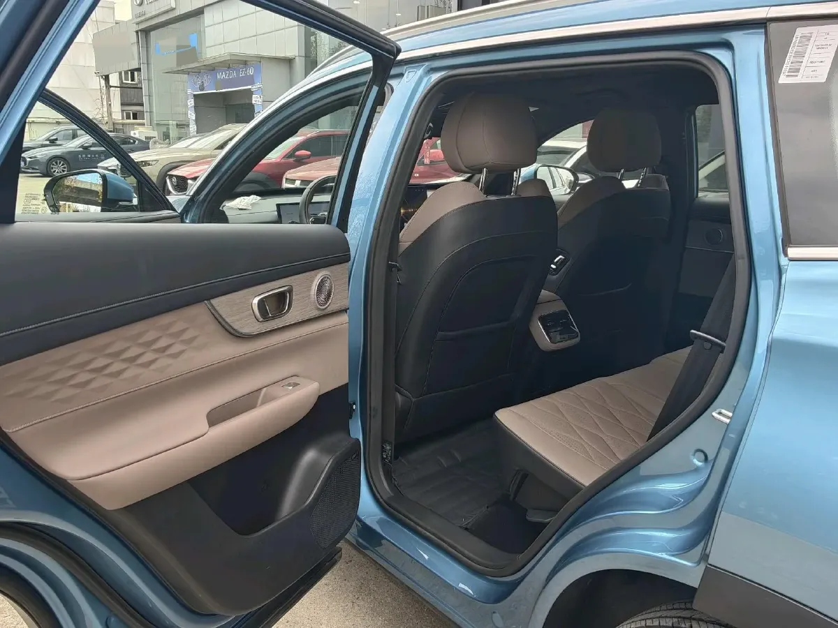 2025 Chery Tiggo8 PLUS C-DM 1.5T 156HP L4 1DHT PHEV,autocango,china used car exporter,china ev exporter,chinese used car exporter,chinese used ev exporter