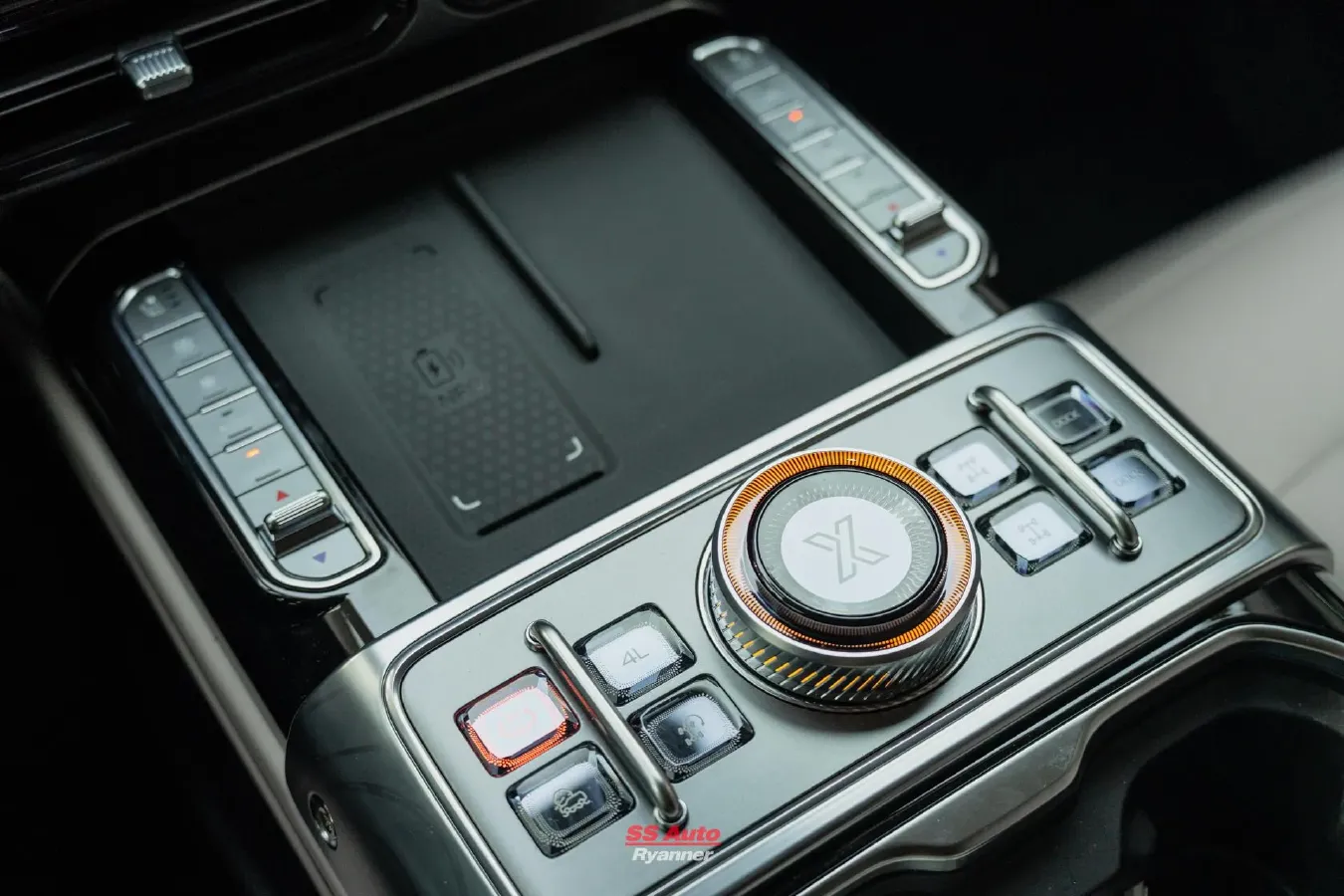 2025 Jetour Zongheng G700 2.0T 211HP L4 2DHT PHEV,autocango,china used car exporter,china ev exporter,chinese used car exporter,chinese used ev exporter