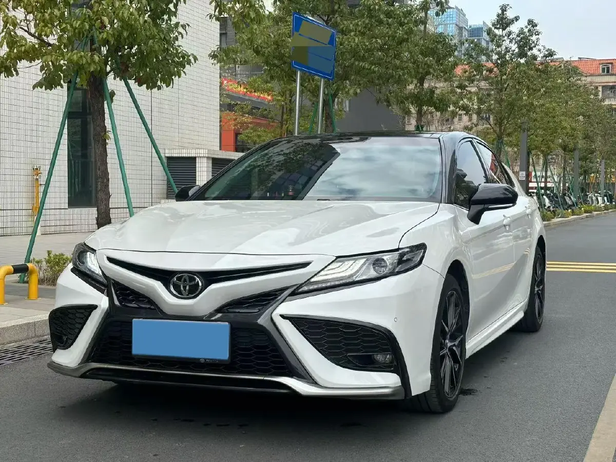 2021 Toyota Camry 2.0L 178HP L4 CVT