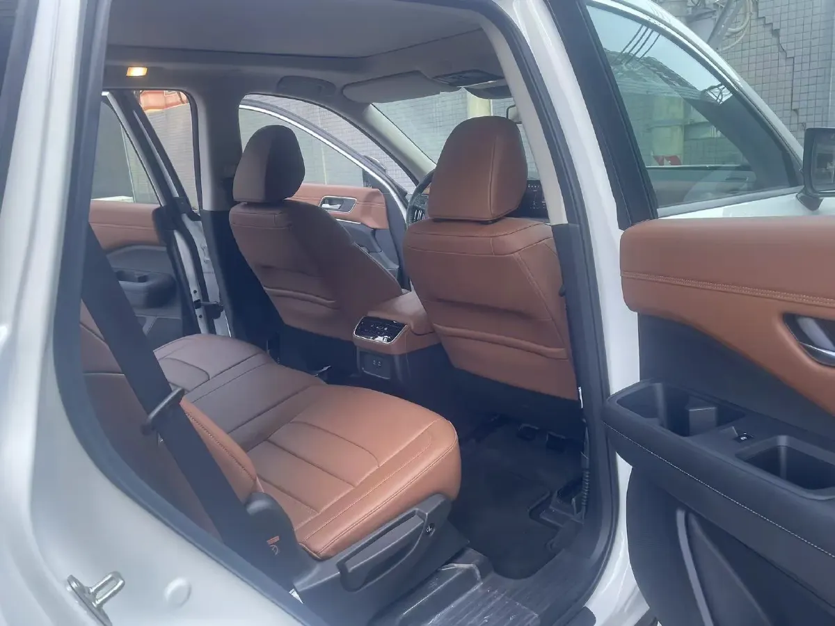 2024 Nissan Pathfinder 2.0T 252HP L4 9AT,autocango,china used car exporter,china ev exporter,chinese used car exporter,chinese used ev exporter