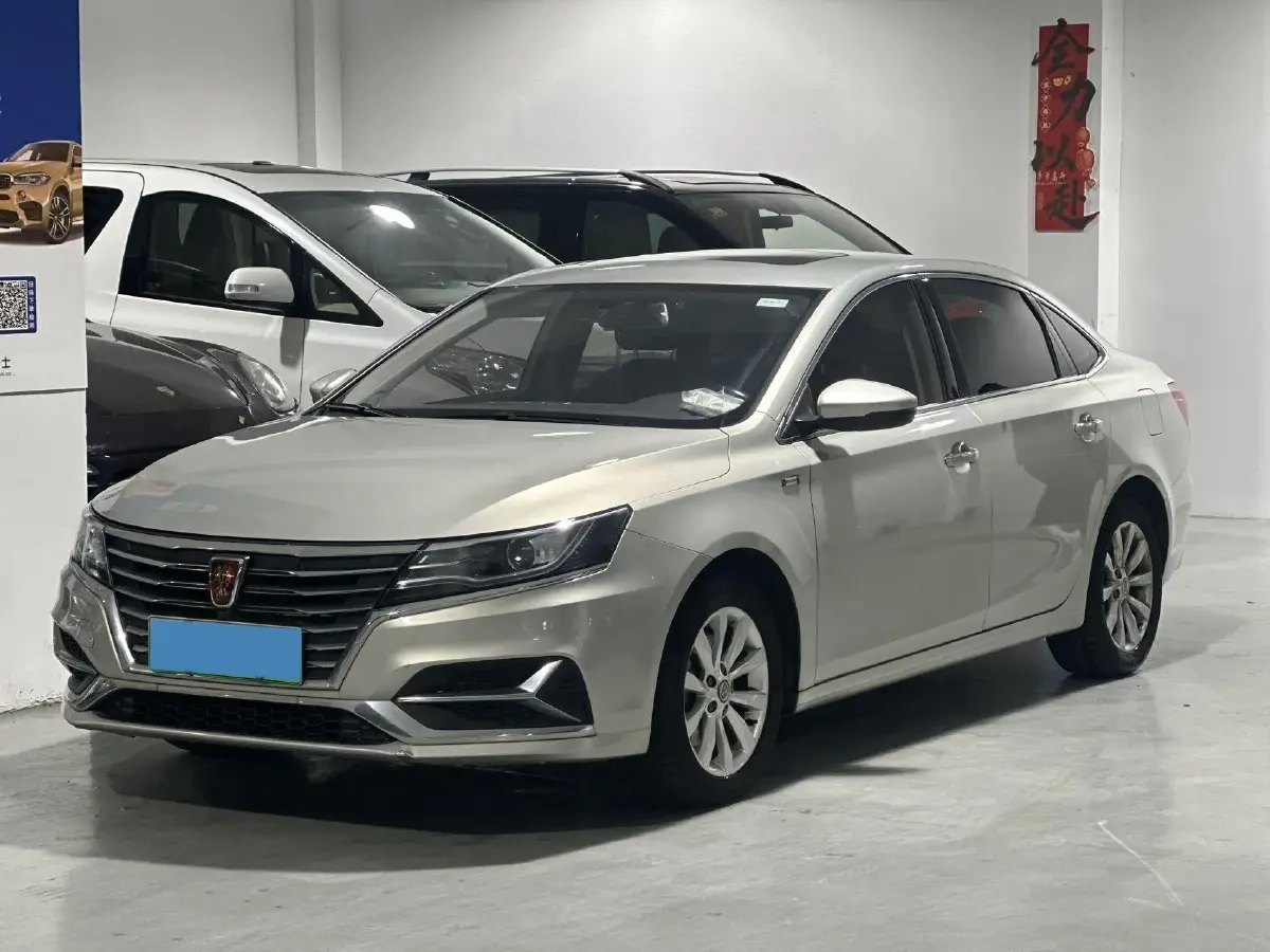 2017 Roewe i6 1.0T 125HP L3 2AT PHEV