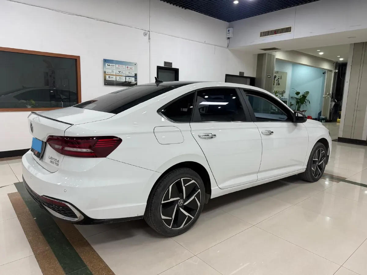 2023 Volkswagen Lavida 1.5T 160HP L4 7DCT,autocango,china used car exporter,china ev exporter,chinese used car exporter,chinese used ev exporter