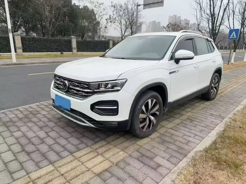 2022 Volkswagen Tayron 2.0T 186HP L4 7DCT