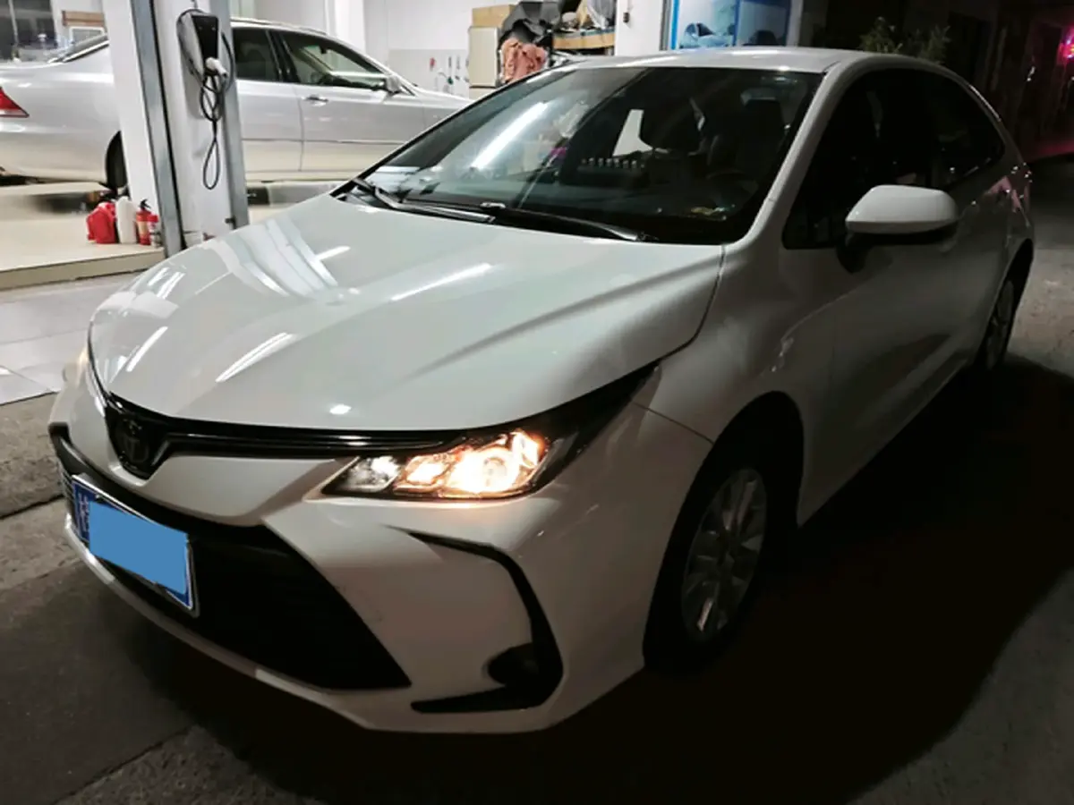 2021 Toyota Corolla 1.2T 116HP L4 CVT
