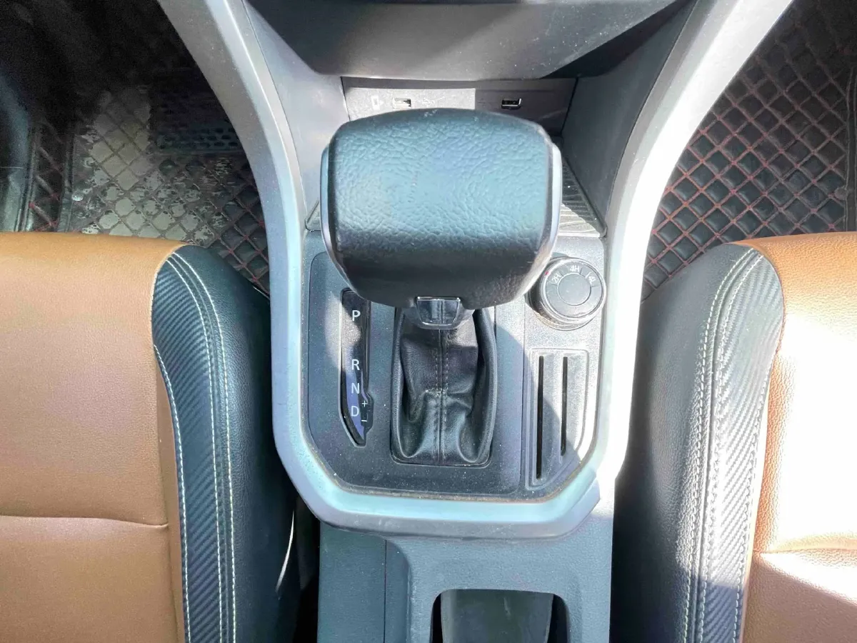 2019 MAXUS T70 2.0T 163HP L4 6AT,autocango,china used car exporter,china ev exporter,chinese used car exporter,chinese used ev exporter