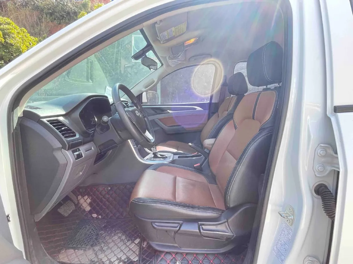 2019 MAXUS T70 2.0T 163HP L4 6AT,autocango,china used car exporter,china ev exporter,chinese used car exporter,chinese used ev exporter