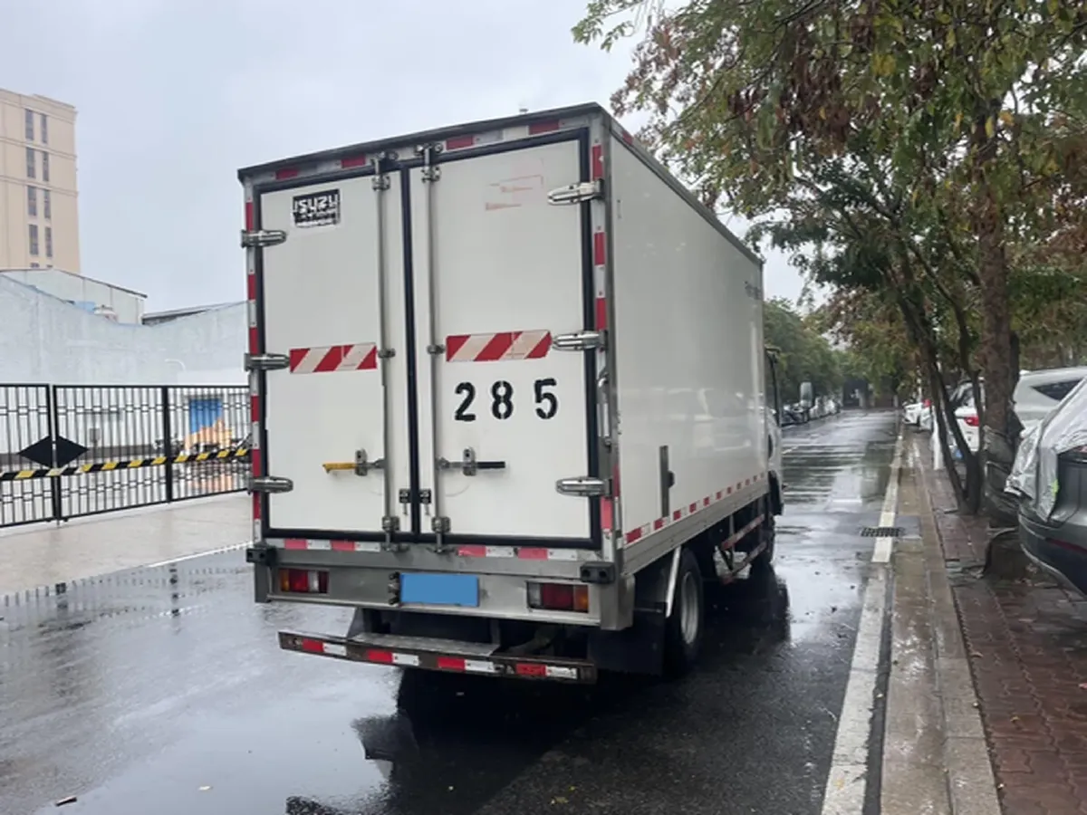 2025 Isuzu Light Truck 6MT,autocango,china used car exporter,china ev exporter,chinese used car exporter,chinese used ev exporter