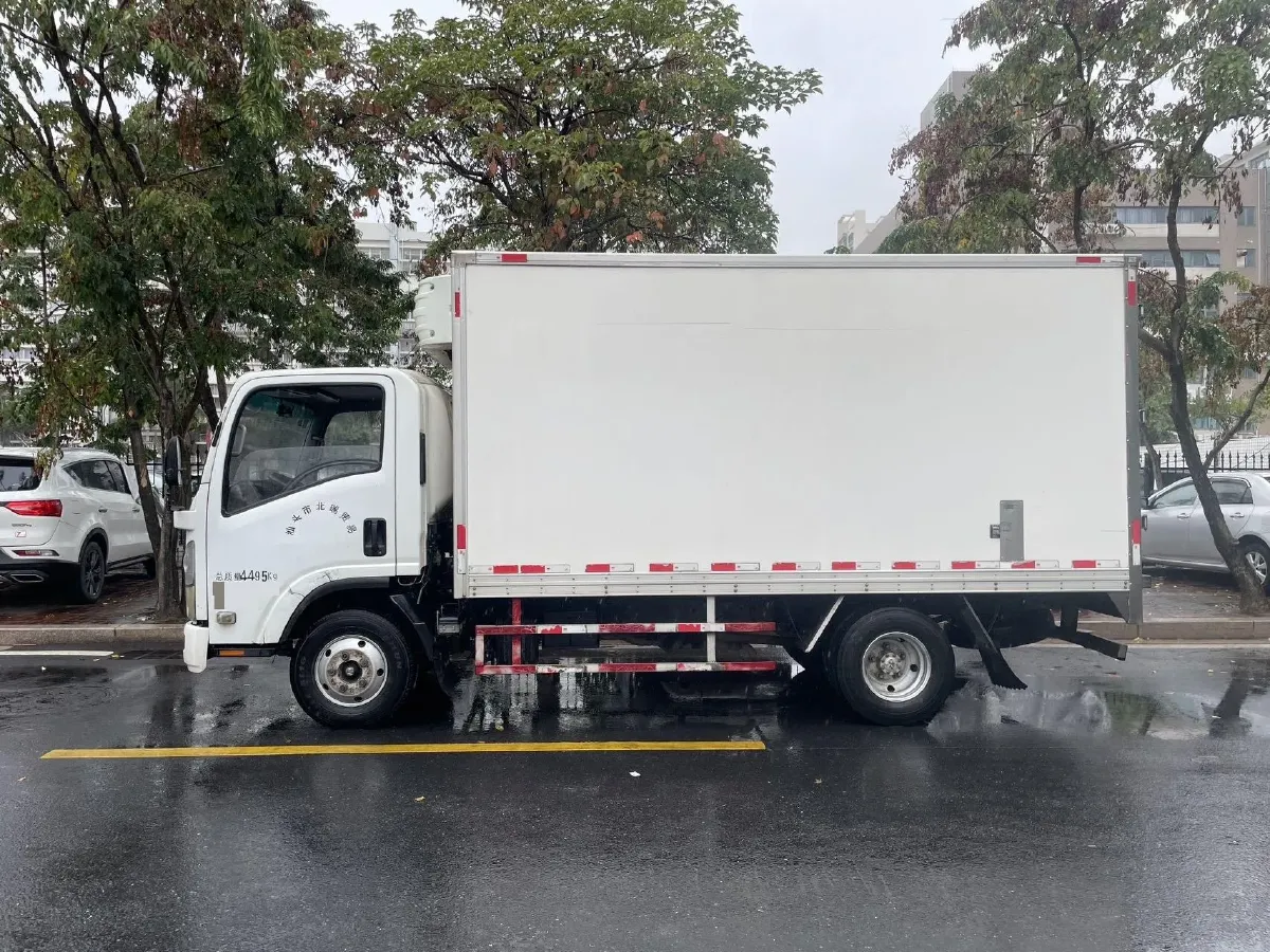 2025 Isuzu Light Truck 6MT,autocango,china used car exporter,china ev exporter,chinese used car exporter,chinese used ev exporter