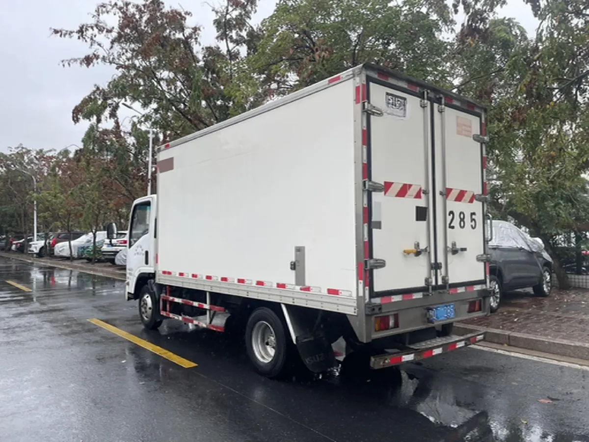 2025 Isuzu Light Truck 6MT,autocango,china used car exporter,china ev exporter,chinese used car exporter,chinese used ev exporter