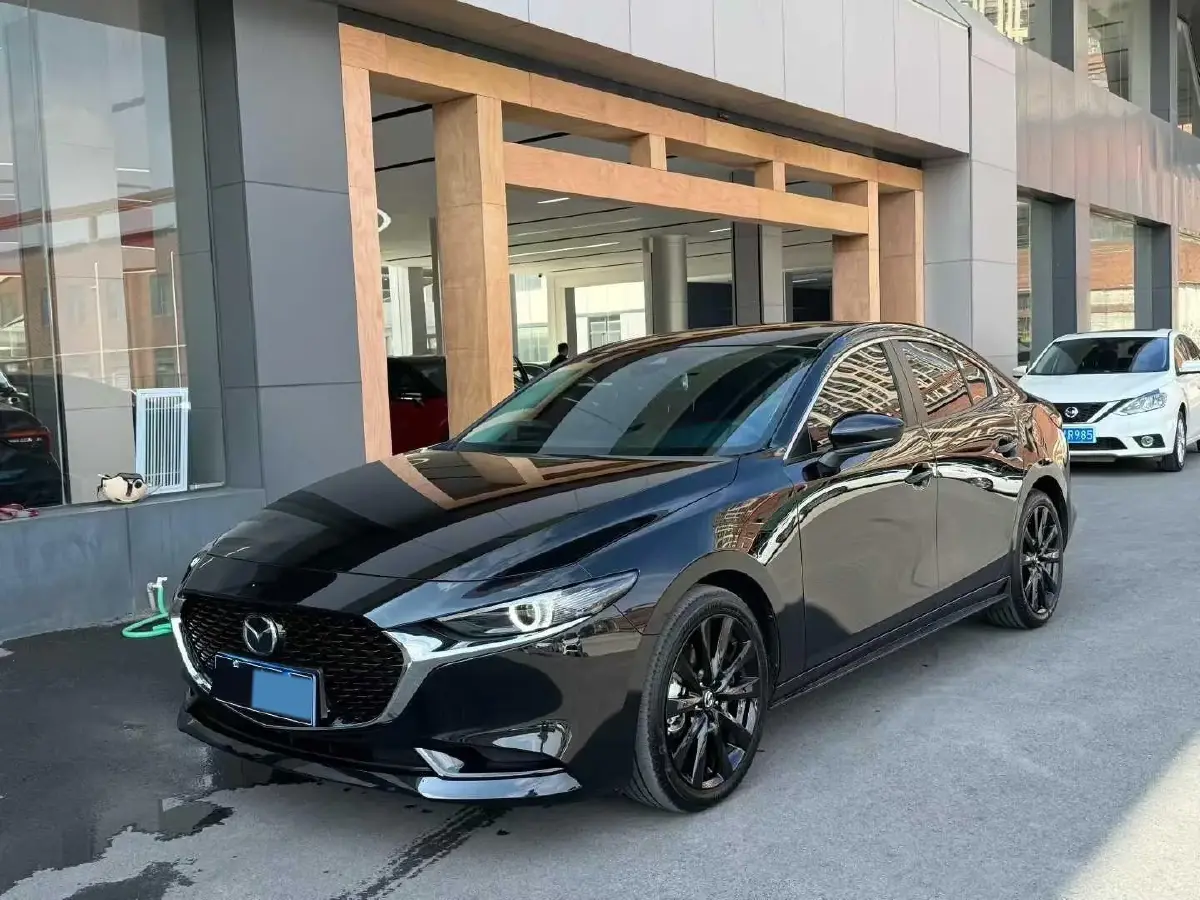 2025 Mazda 3 Axela 2.0L 158HP L4 6AT