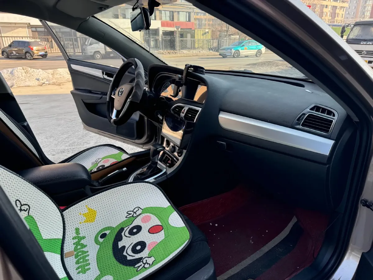 2017 Brilliance Auto H530 1.6L 118HP L4 5AT,autocango,china used car exporter,china ev exporter,chinese used car exporter,chinese used ev exporter