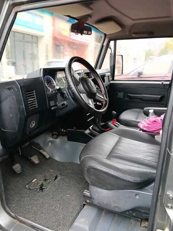 2016 BAW Battle Flag 2.0L 102HP L4 5MT,autocango,china used car exporter,china ev exporter,chinese used car exporter,chinese used ev exporter