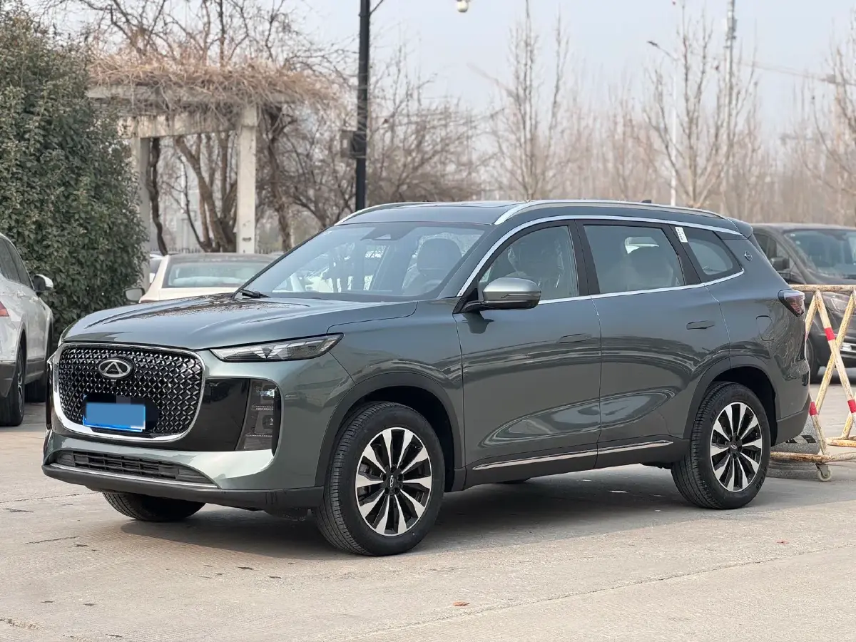 2025 Chery Tiggo 8 Plus 1.6T 197HP L4 7DCT