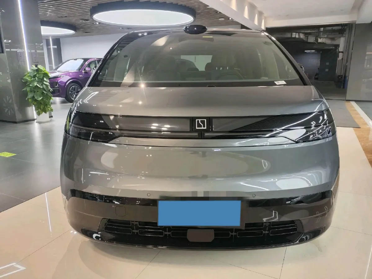 2025 Zeekr MIX BEV 102KWH,autocango,china used car exporter,china ev exporter,chinese used car exporter,chinese used ev exporter