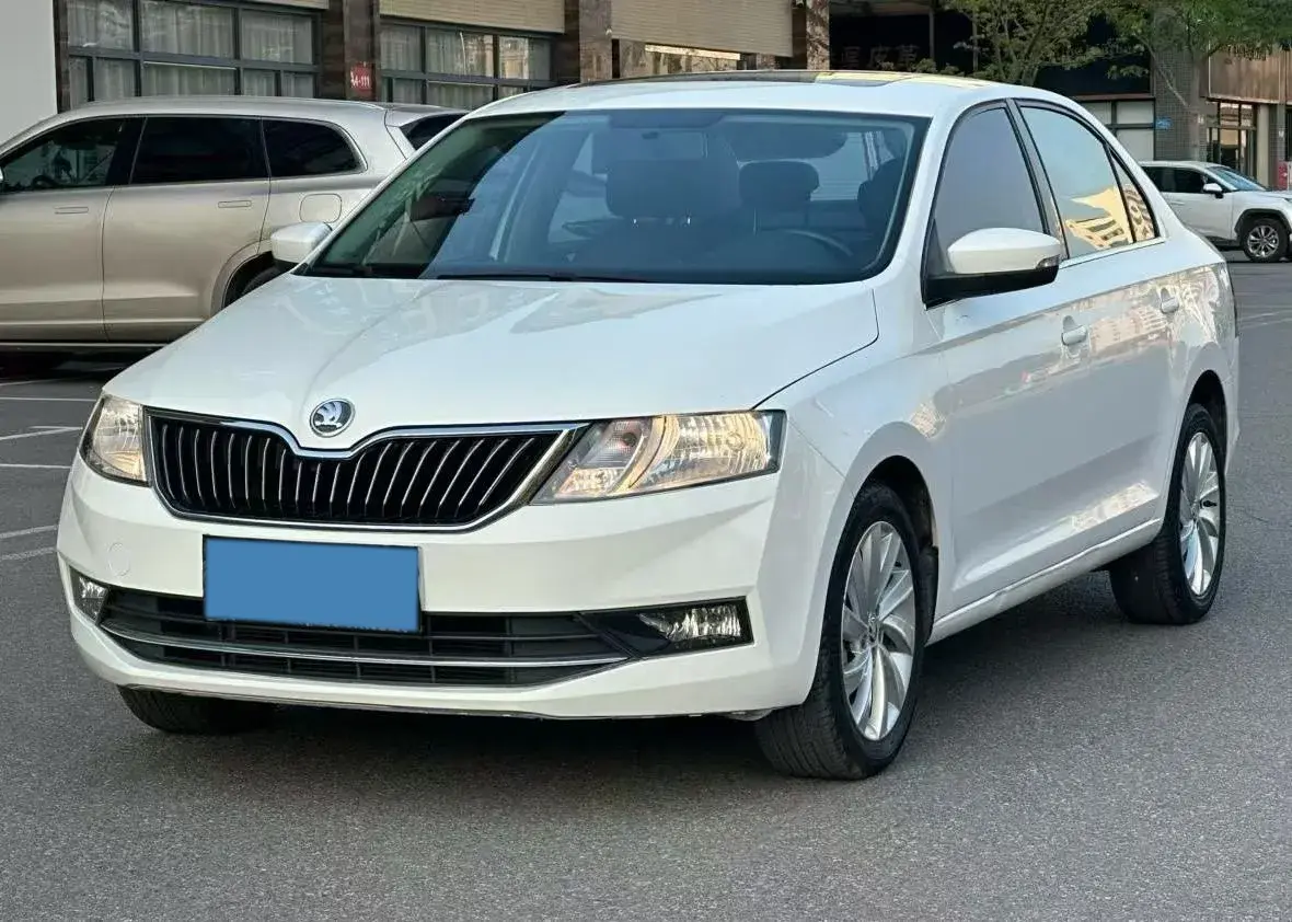 2019 SWM G01 1.5T 156HP L4 6AT