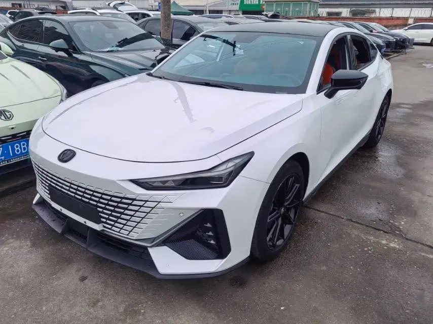2022 ChangAn UNI-V 1.5T 188HP L4 7DCT