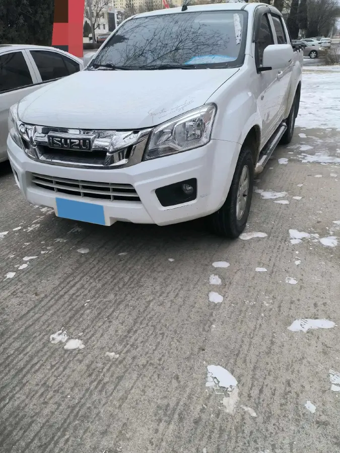 2020 Isuzu RE-MAX Jim 2.8T 120HP L4 5MT