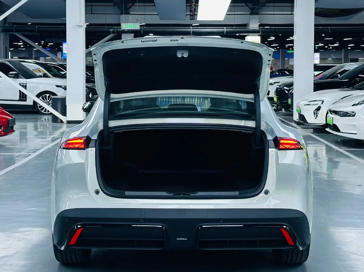 2026 Deepal L06 BEV,autocango,china used car exporter,china ev exporter,chinese used car exporter,chinese used ev exporter