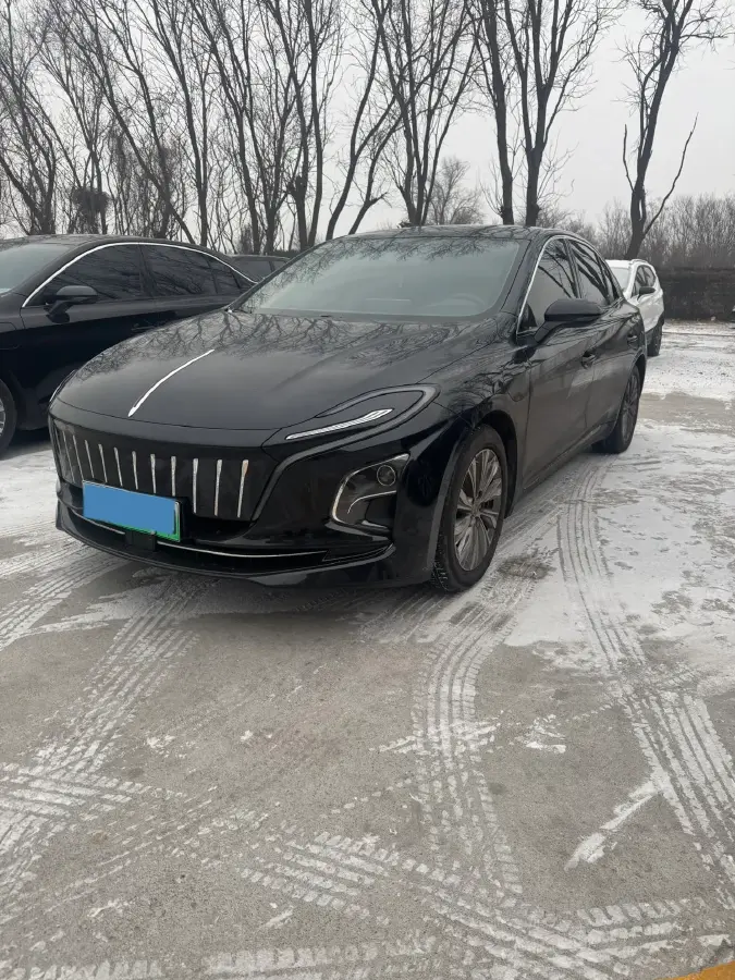 2023 HongQi E-QM5 BEV 82KWH