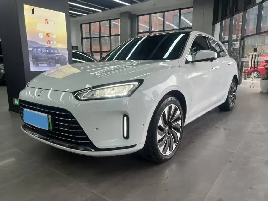 2022 Isuzu Mu-X 2.0T 220HP L4 8AT