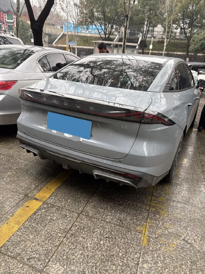 2023 Geely Galaxy L6 1.5T 163HP L4 3DHT PHEV,autocango,china used car exporter,china ev exporter,chinese used car exporter,chinese used ev exporter