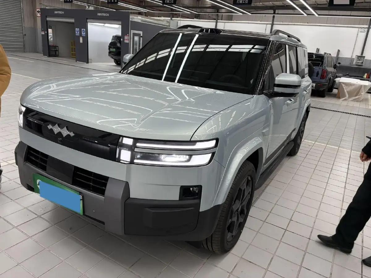 2025 FangChengBao Tai 7 1.5T 156HP L4 E-CVT PHEV