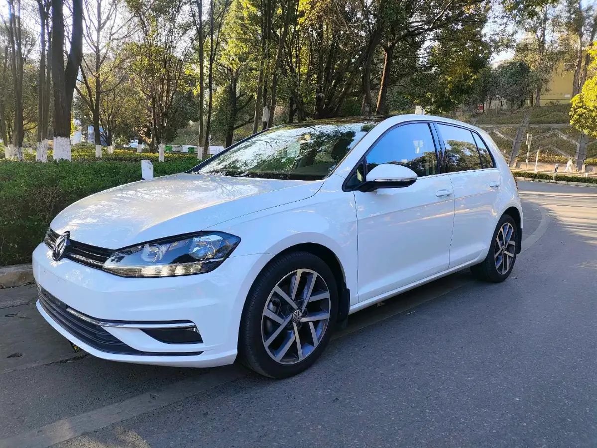2020 Volkswagen Golf 1.4T 150HP L4 7DCT