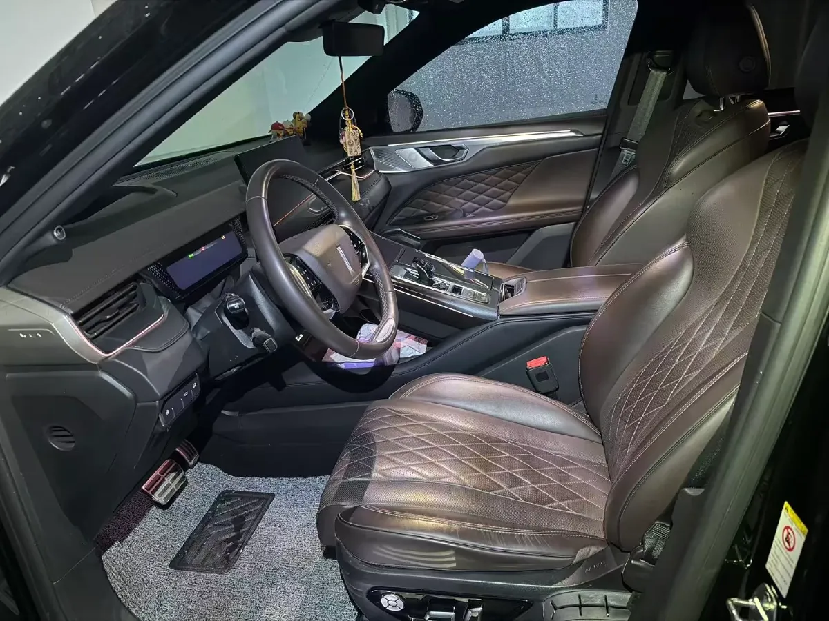 2022 WEY Mocha 1.5T 156HP L4 2DHT PHEV 39.67KWH,autocango,china used car exporter,china ev exporter,chinese used car exporter,chinese used ev exporter