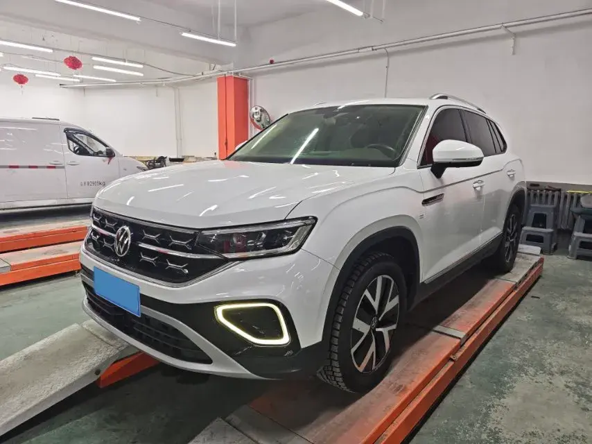 2023 Volkswagen Tayron 1.4T 150HP L4 7DCT