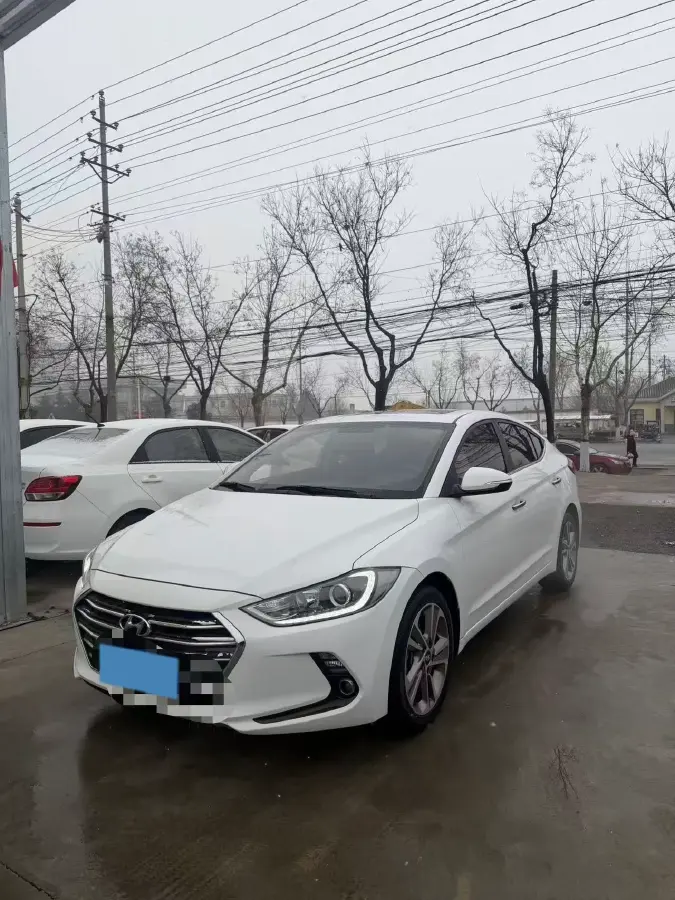 2016 Hyundai Elantra 1.6L 130HP L4 6AT