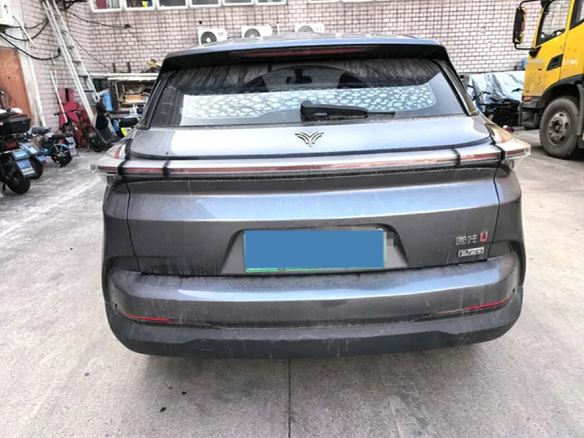 2022 Venucia Grand V 1.5T 190HP L4 7DCT,autocango,china used car exporter,china ev exporter,chinese used car exporter,chinese used ev exporter