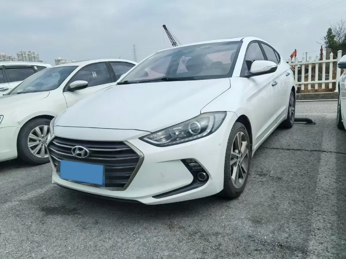 2016 Hyundai Elantra 1.6L 130HP L4 6AT
