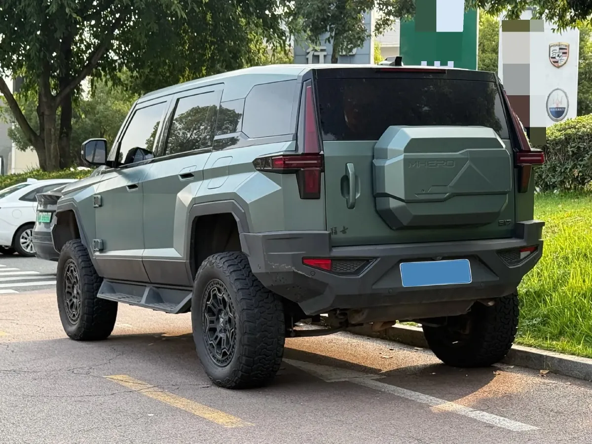 2023 M Hero 917 REEV 197HP 2AT REEV 65.8KWH,autocango,china used car exporter,china ev exporter,chinese used car exporter,chinese used ev exporter