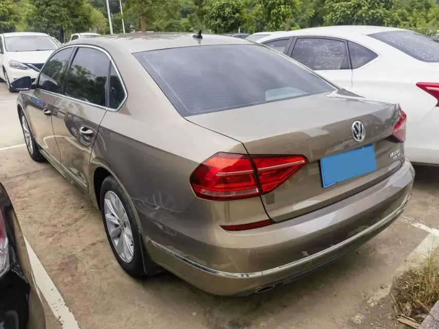 2017 Volkswagen Passat 1.8T 180HP L4 7DCT,autocango,china used car exporter,china ev exporter,chinese used car exporter,chinese used ev exporter