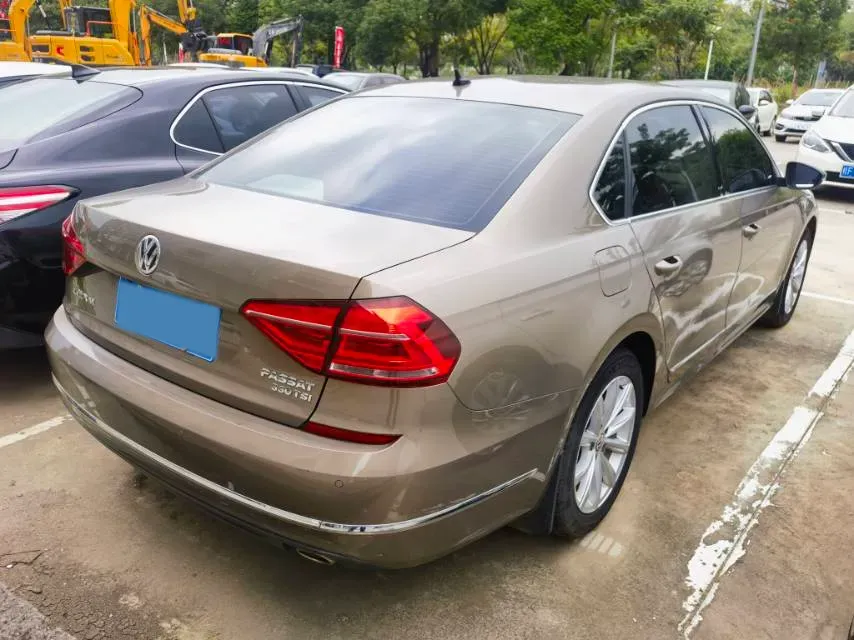 2017 Volkswagen Passat 1.8T 180HP L4 7DCT,autocango,china used car exporter,china ev exporter,chinese used car exporter,chinese used ev exporter