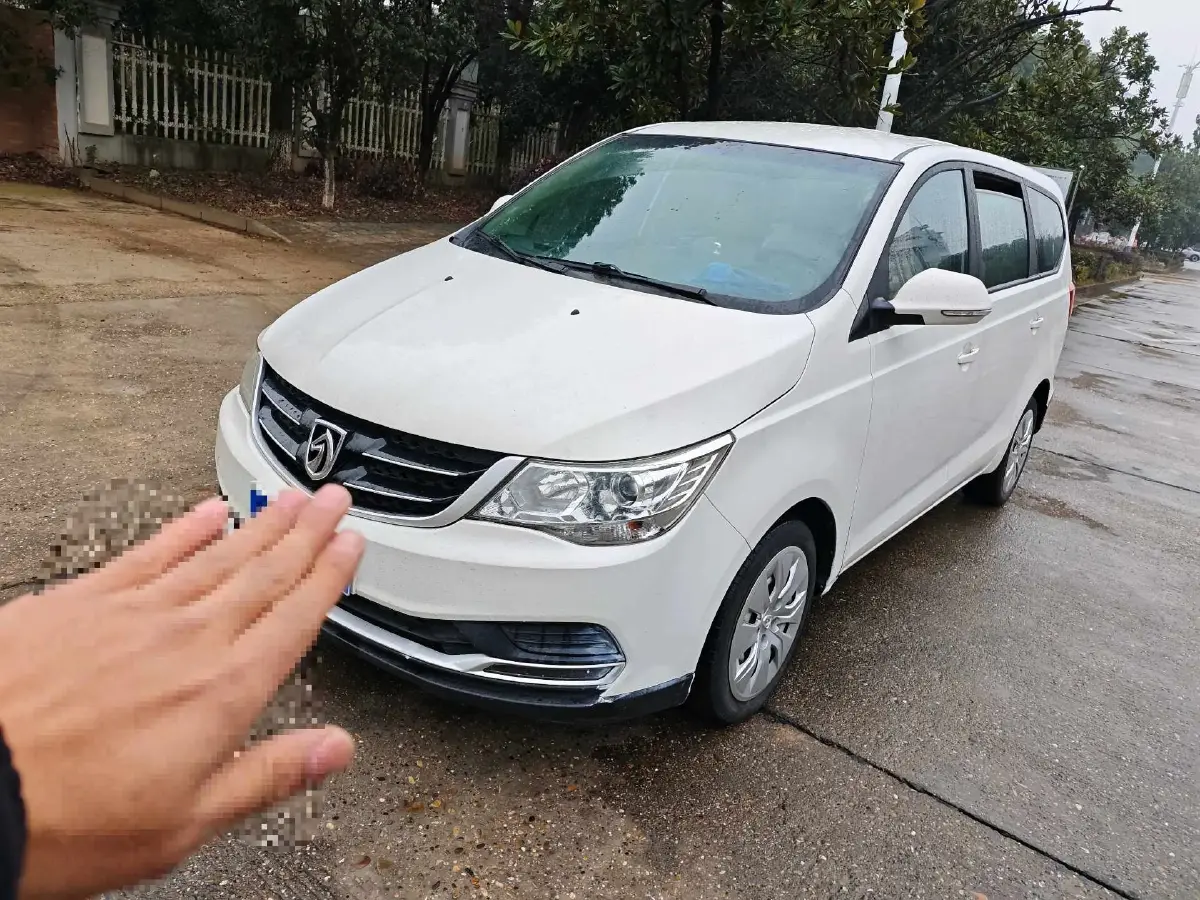 2016 BaoJun 730 1.5L 112HP L4 5MT