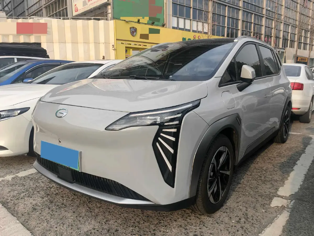 2023 Aion Y BEV 68.2KWH