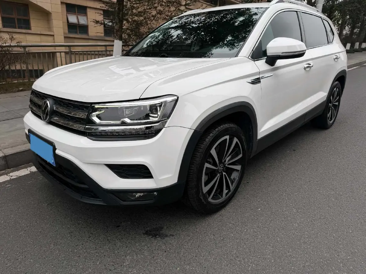 2021 Volkswagen Tharu 1.4T 150HP L4 7DCT