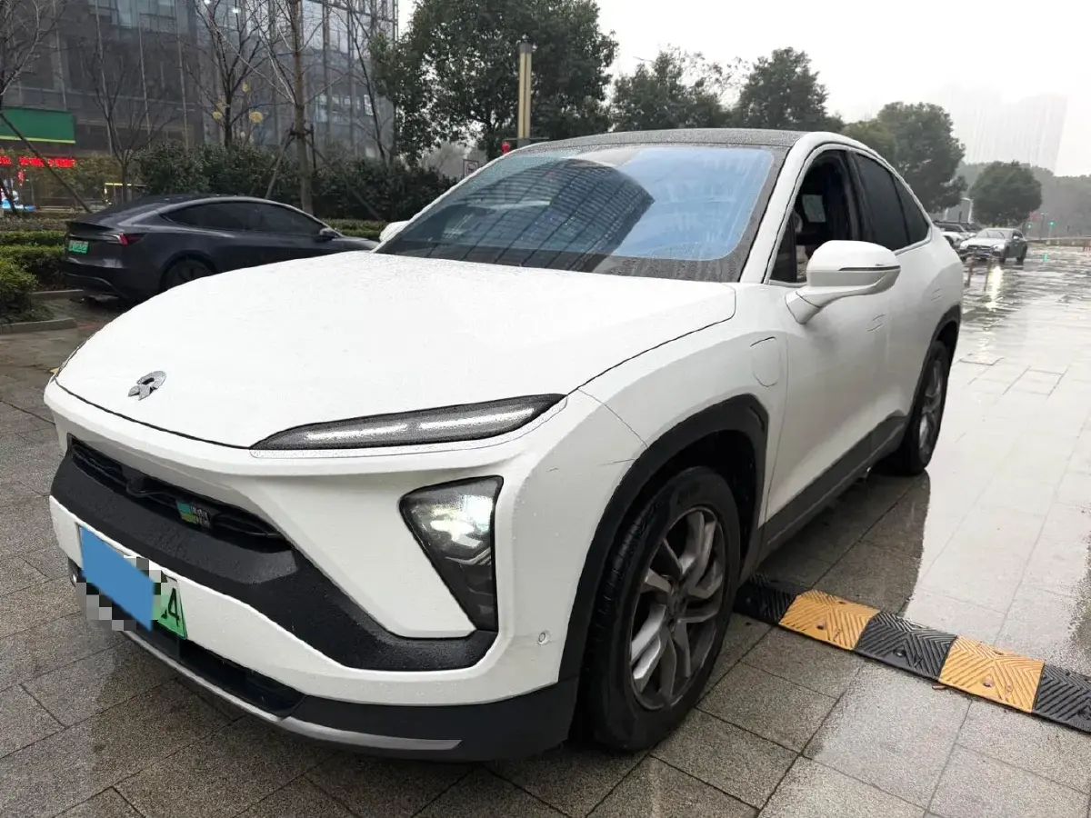 2020 NIO EC6 BEV 70KWH