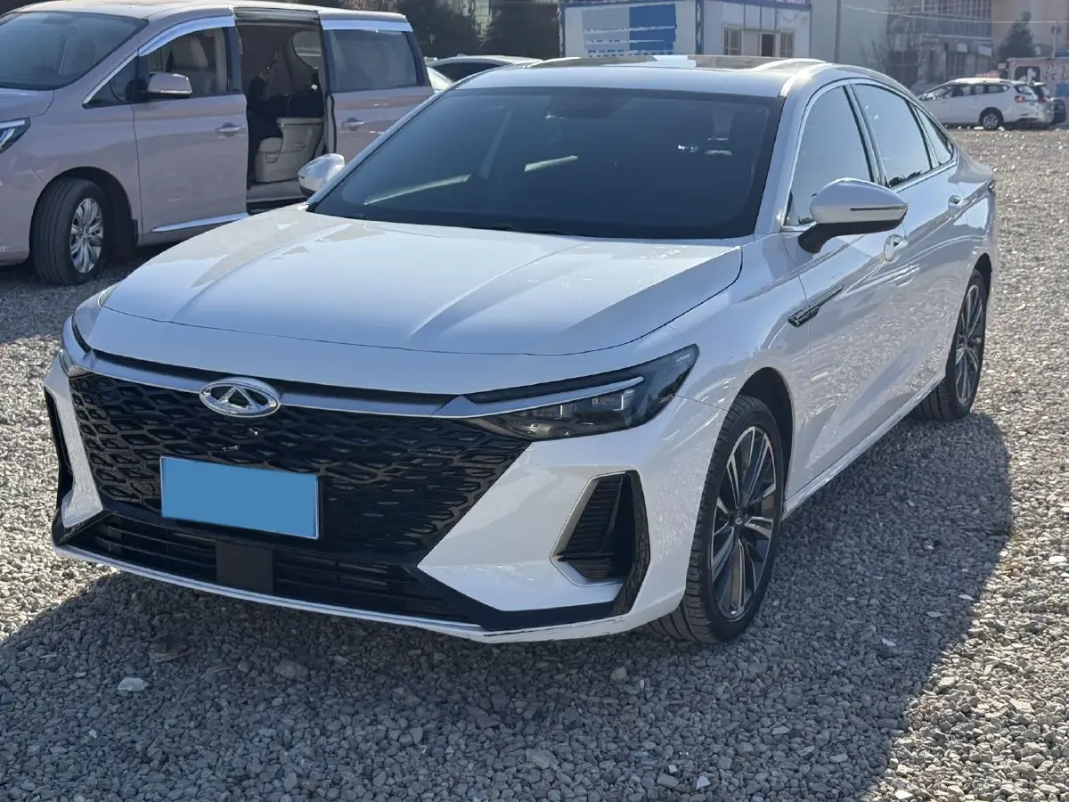 2025 Chery Arrizo 8 1.6T 197HP L4 7DCT