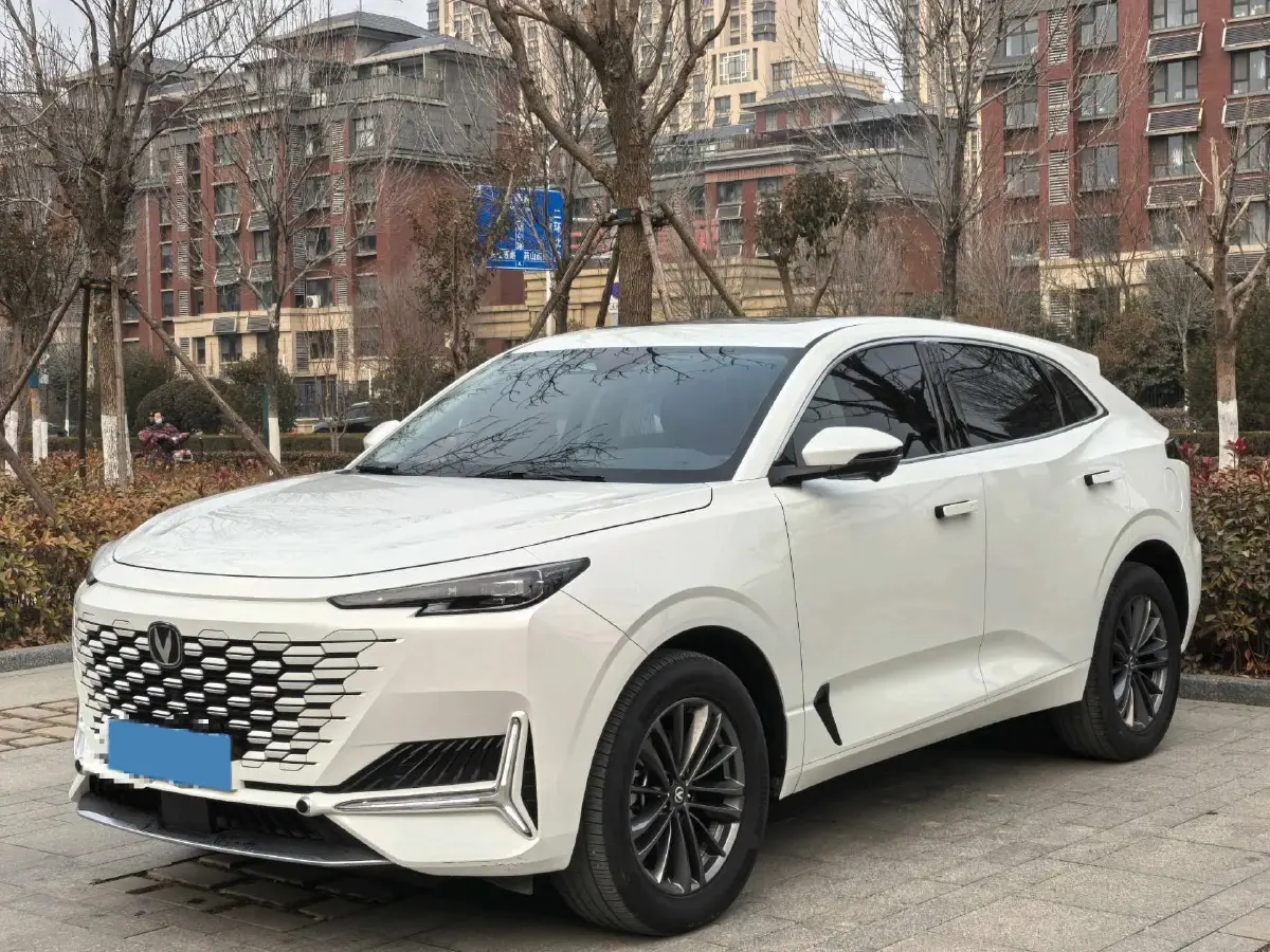2024 ChangAn UNI-K 2.0T 233HP L4 8AT