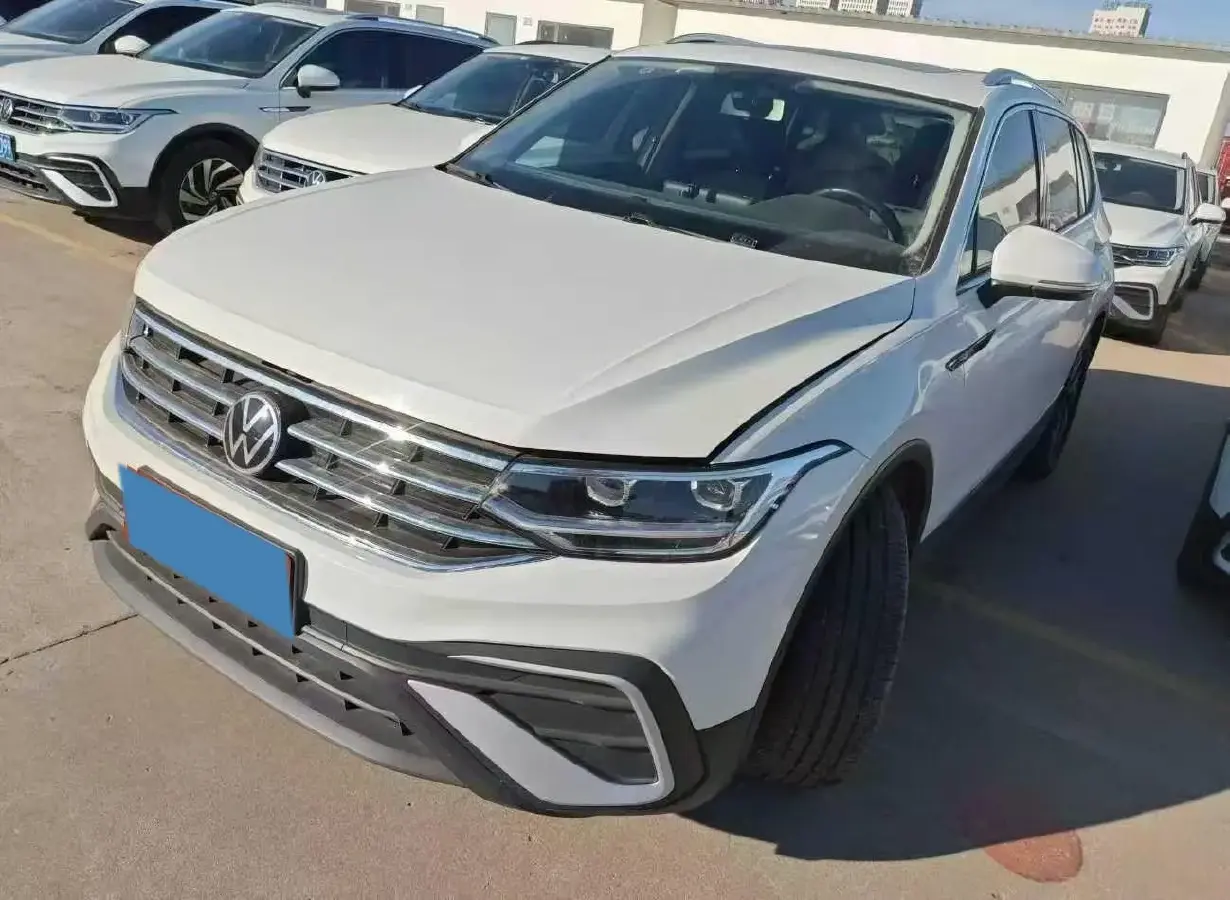 2023 Volkswagen Tiguan L 1.5T 160HP L4 7DCT