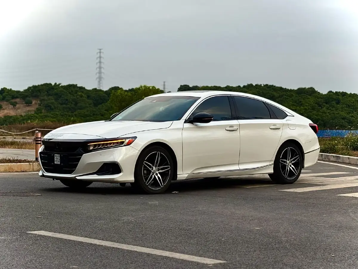 2022 Honda Accord 1.5T 194HP L4 CVT