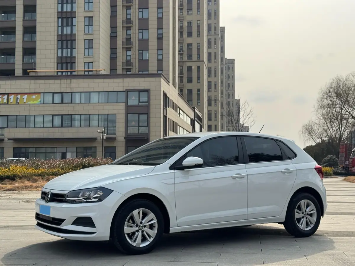 2023 Volkswagen Polo 1.5L 110HP L4 6AT