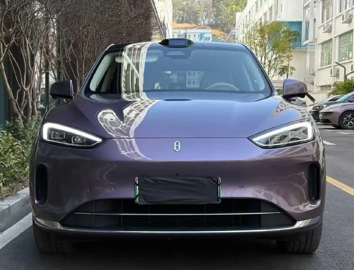 2025 AITO AITO M5 1.5T 152HP L4 REEV 42KWH,autocango,china used car exporter,china ev exporter,chinese used car exporter,chinese used ev exporter