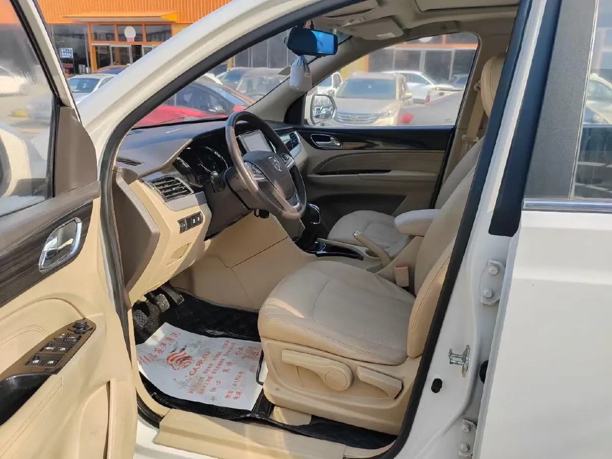 2016 Zotye Z500 1.5T 144HP L4 5MT,autocango,china used car exporter,china ev exporter,chinese used car exporter,chinese used ev exporter