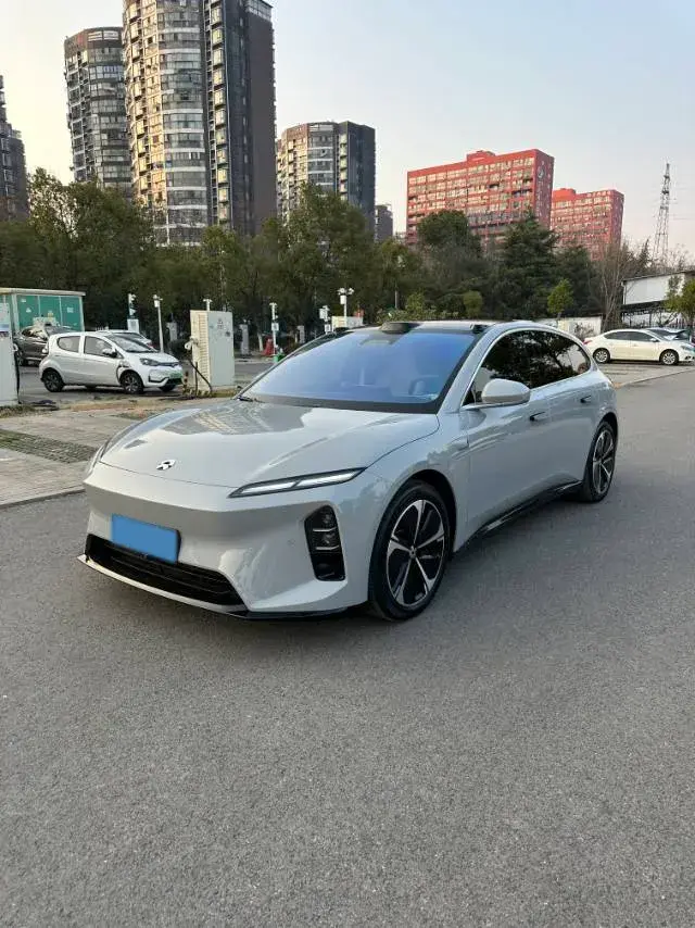 2025 NIO ET5T BEV